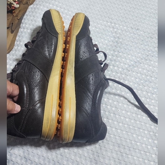 ECCO EUC MENS SIZE 40 eur 7 US BROWN RUB NUB LEATHER SNEAKERS SHOES - Picture 10 of 10